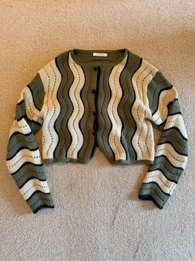 12th Tribe Olive, Cream & Black Wavy Cropped Cardigan